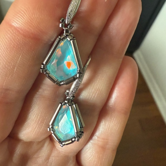 Handmade Jewelry - Elegant Silver and Blue crystal Drop Earrings
